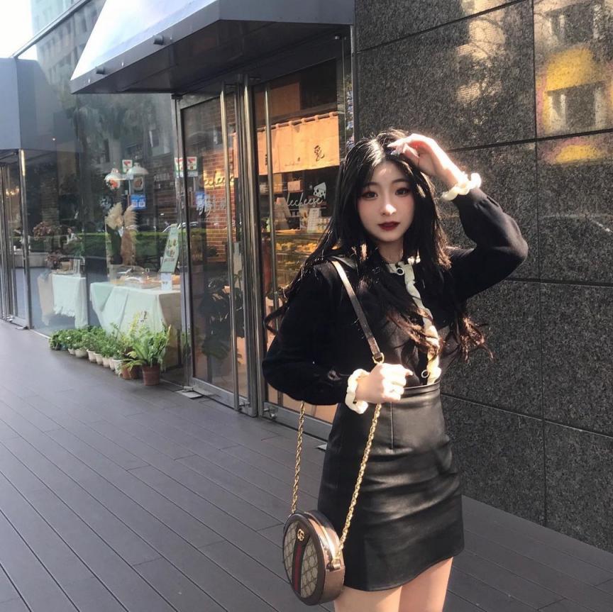 网友征服的反差婊精选4[70P]