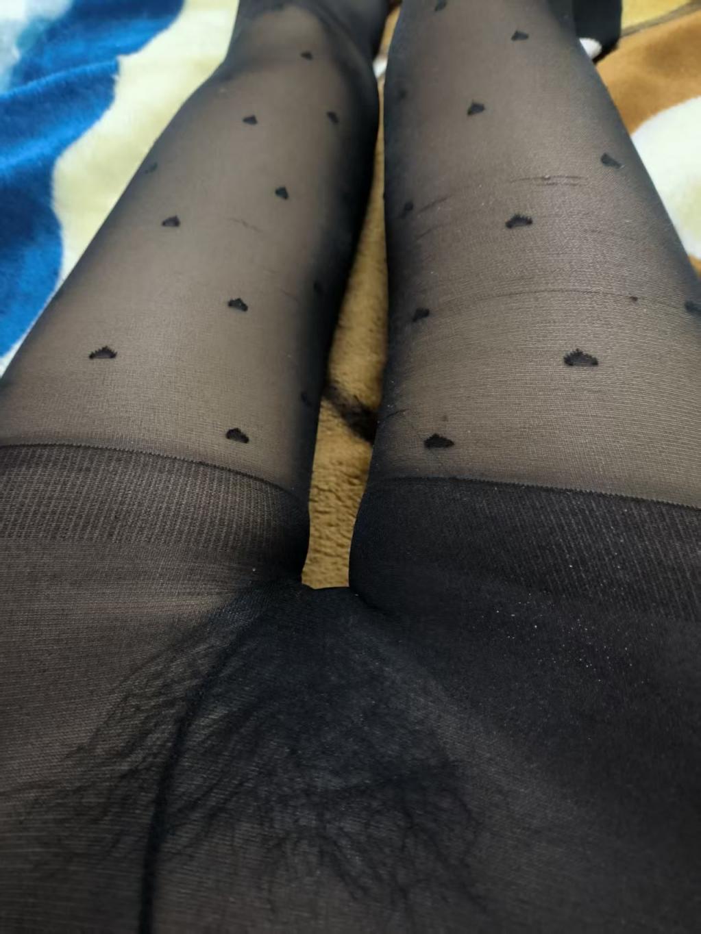 余灵梓今日裤里丝无内[22P]