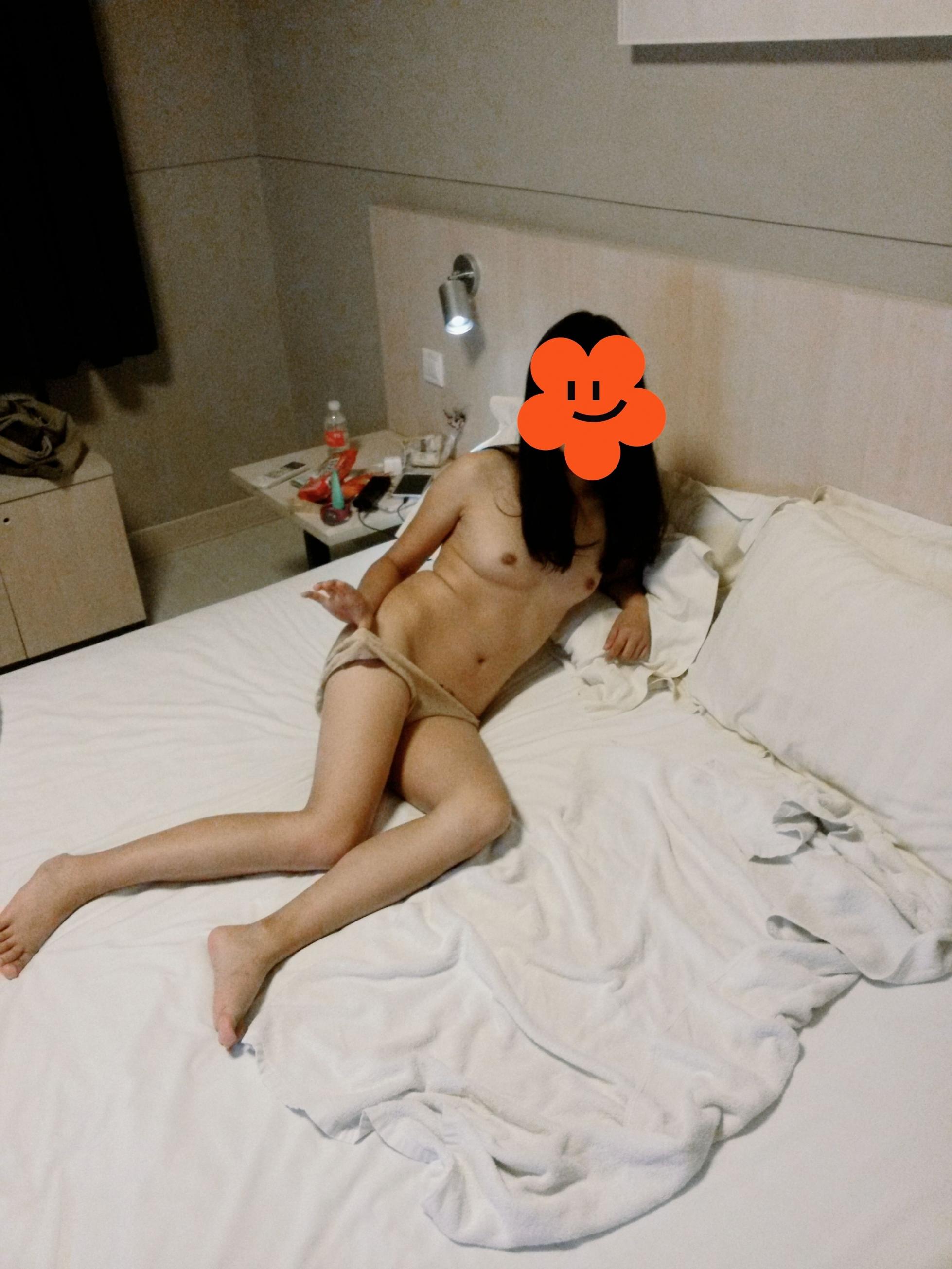 步入中年以后怀念青春 分享几张大学女友照片[10P]