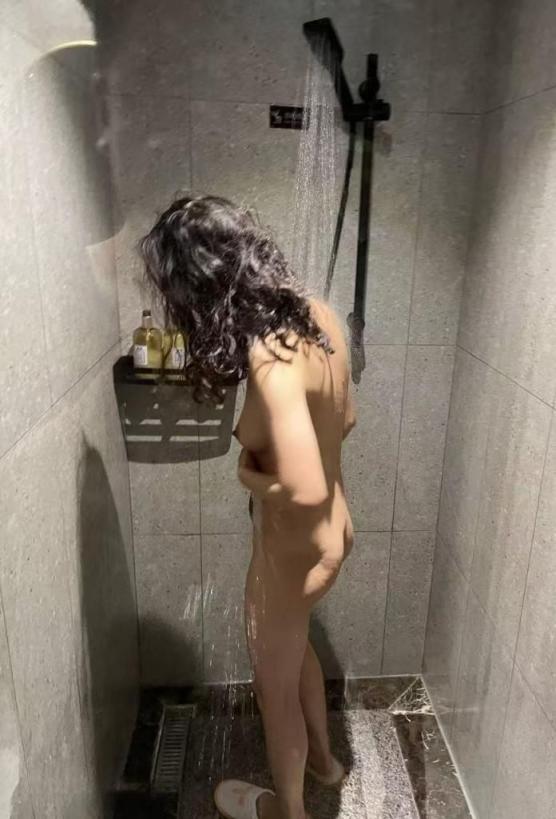 看着单纯实际骚的一逼[23P]