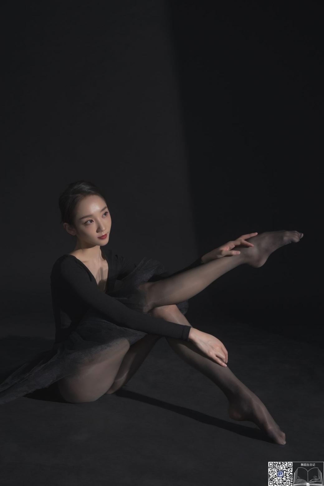 分享网络上舞蹈生的脚，后面可能有你们喜欢的吧[57P]