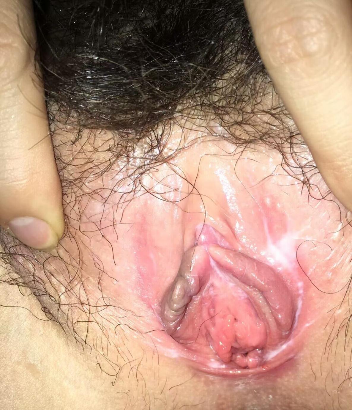 骚妇看起来还是比较紧比较嫩的[17P]