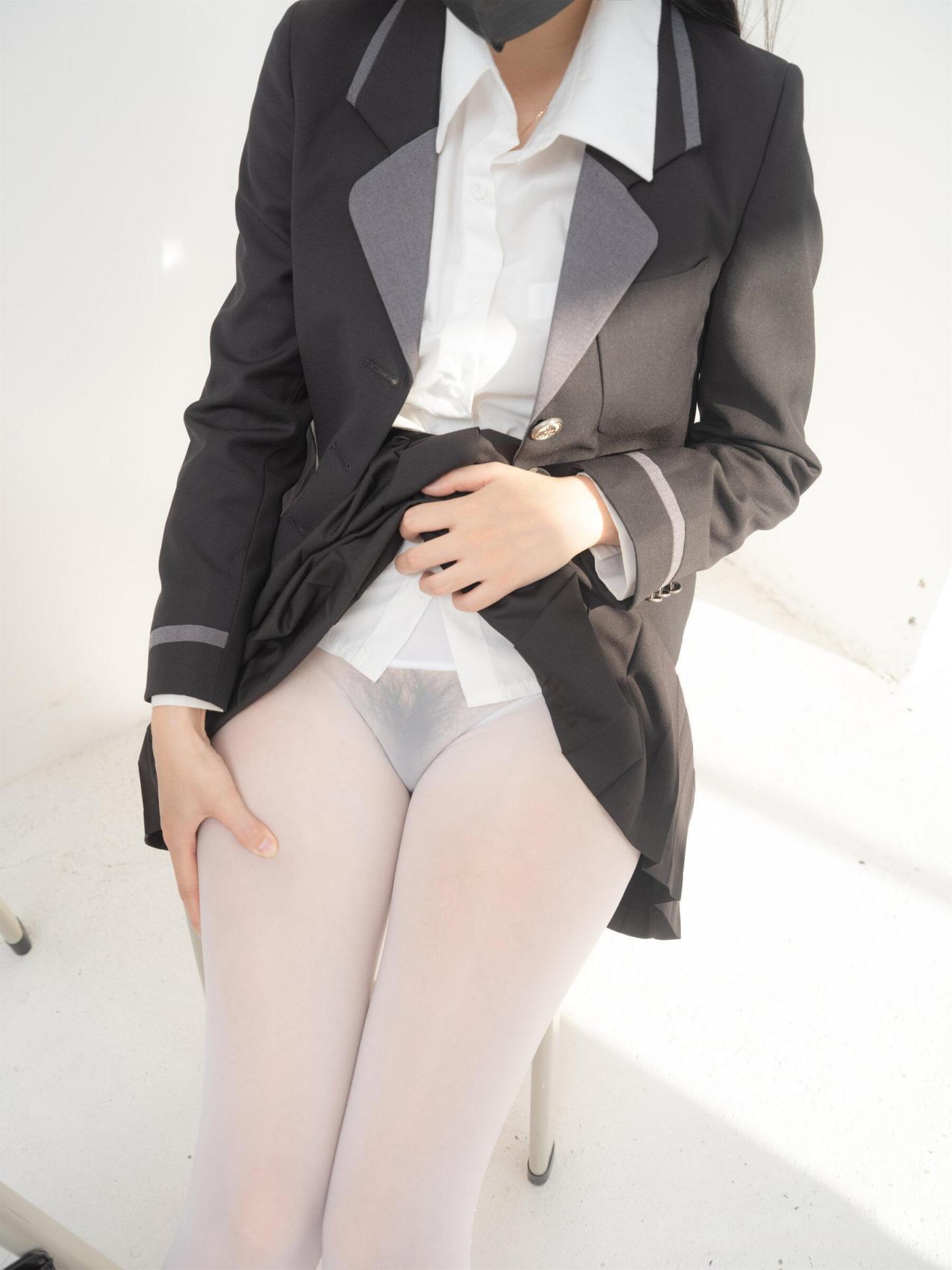 【套圖x26】ins美女-馬來西亞大乳正妹MsPuiyi[51P]