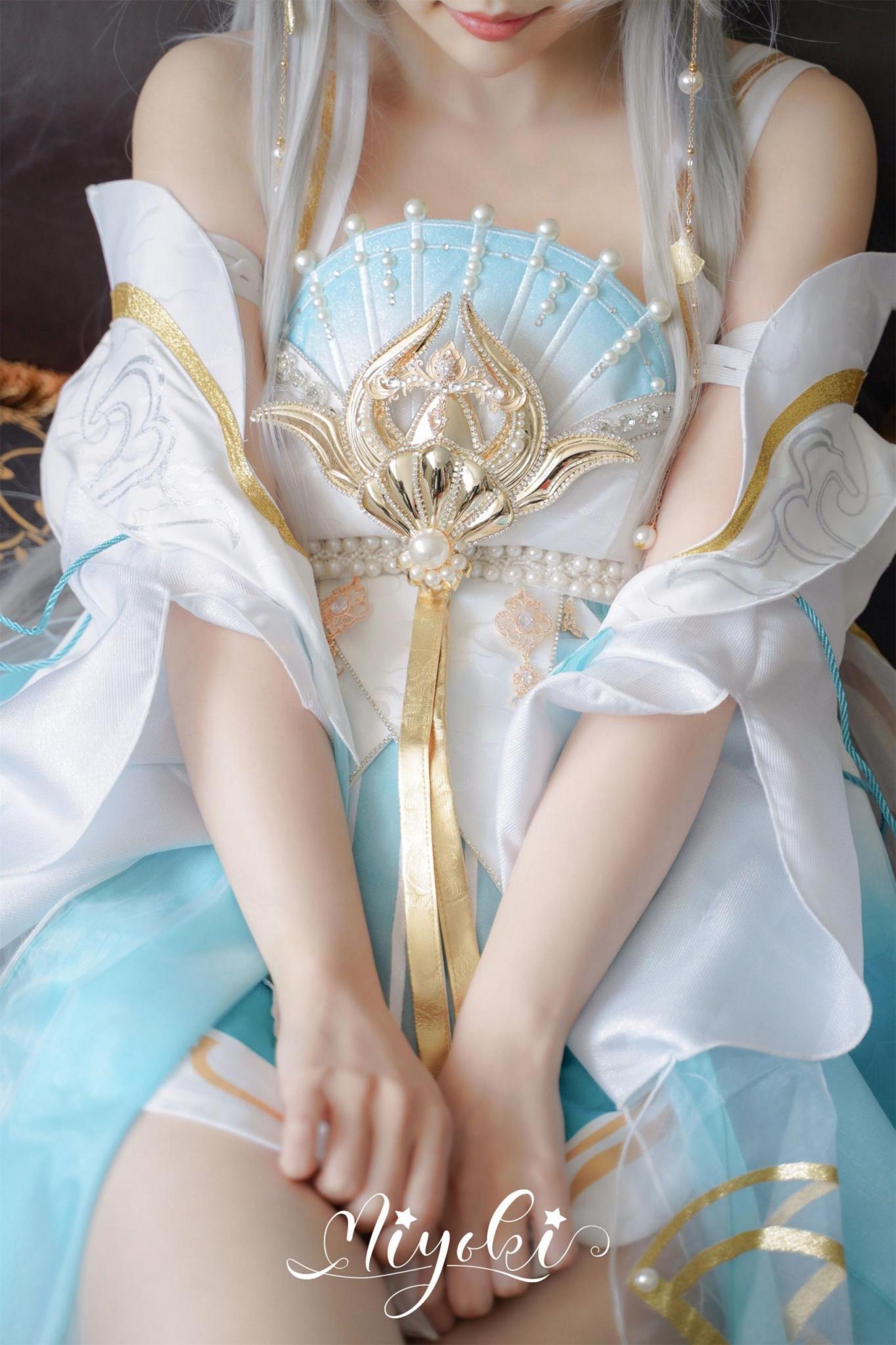 【套圖x19】年年少女-展示櫃，粉嫩少女萬千姿態[50P]