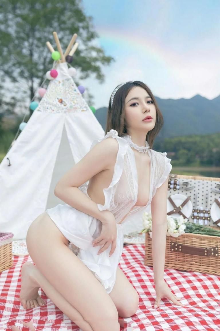【套圖x19】鈴木美咲-明明有男朋友，很吸引人的高校生[34P]