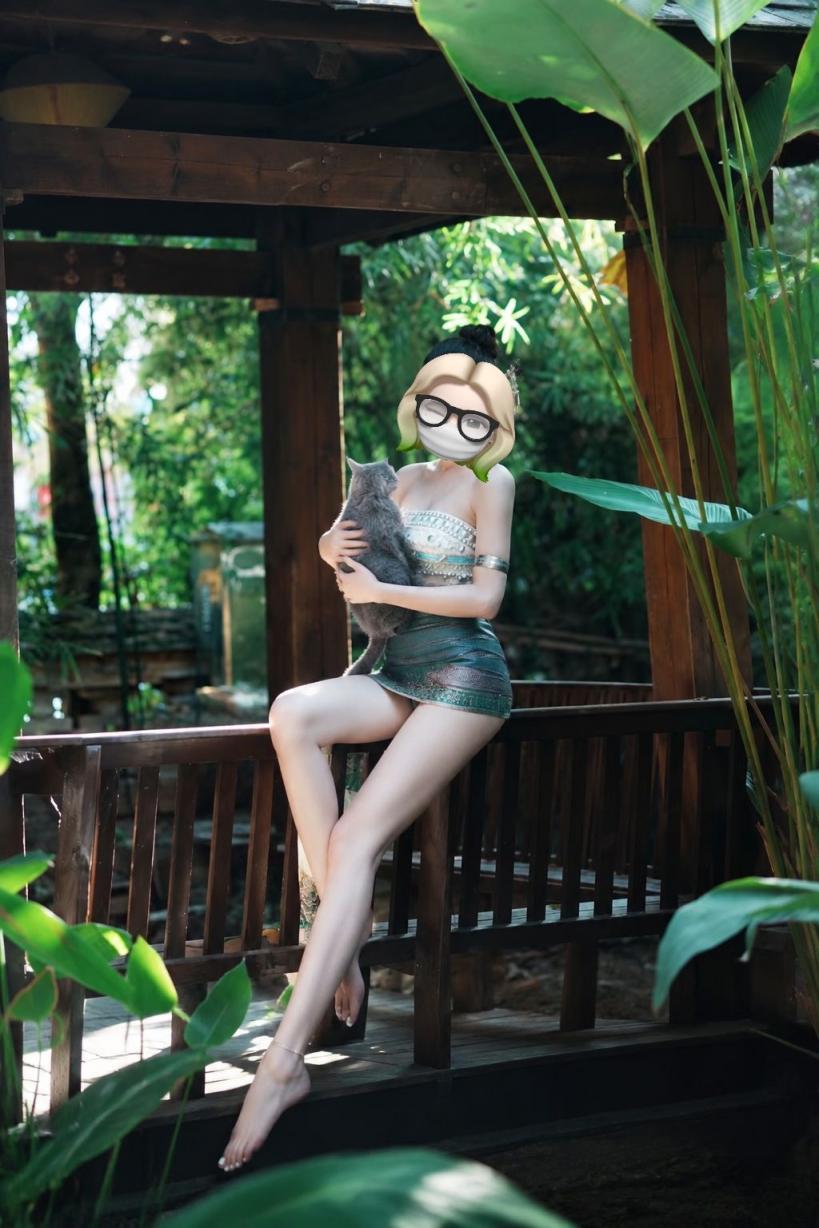 我的老婆是放荡的古筝老师，被体育老师无套中出[21P]