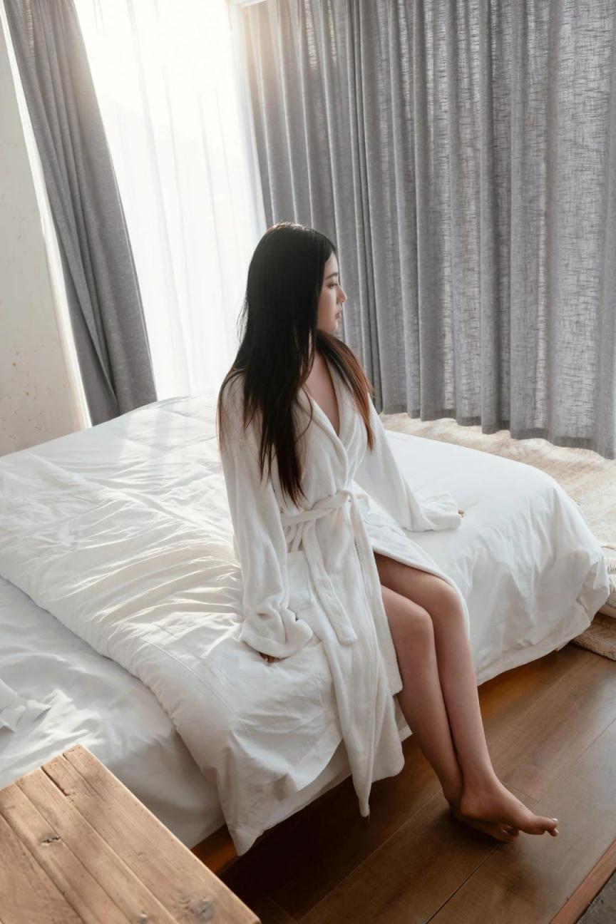 【套圖x35】JVID萌美-束縛下強迫高潮[30P]