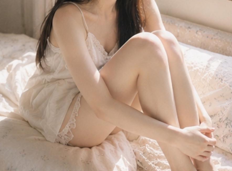 自曝妻子美照～开发绿奴，文末附人妻美照[38P]