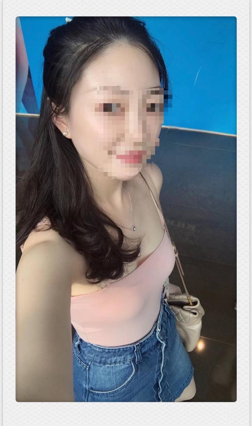 自曝妻子美照～开发绿奴，文末附人妻美照[38P]