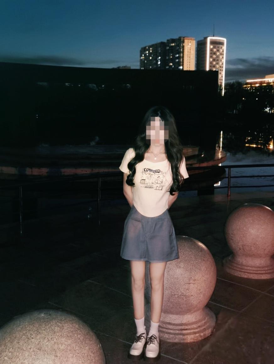 00后准夫妻，绿帽小智求助调教娇妻[28P]