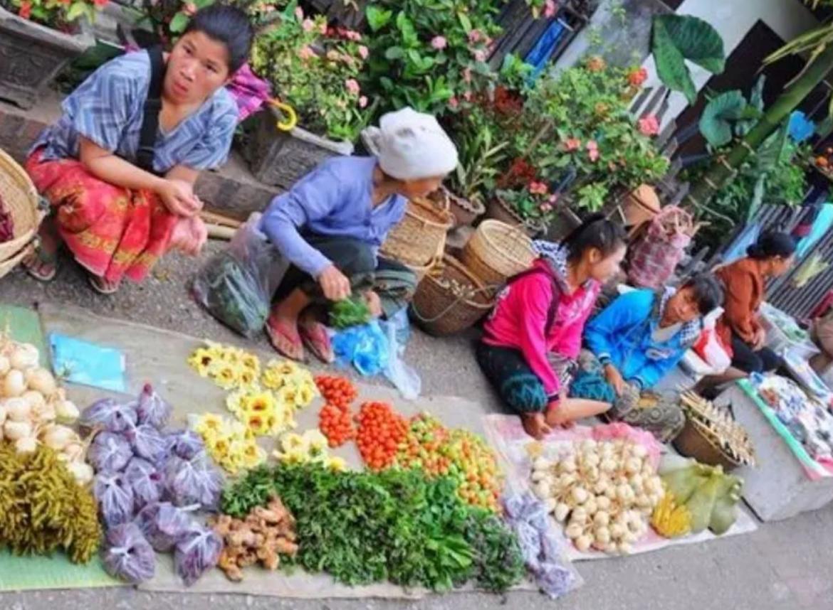 揭秘亚洲最穷国：当地女性惊人开放，游客秒变土豪，没有不想定居[13P]