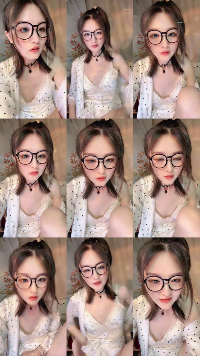 【短片x20】泳裝《洛麗塔海灘》暴露並排隊等待強制