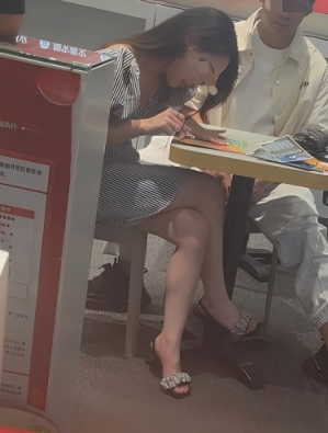 贵在真实，白丝少女转身对我笑[25P]