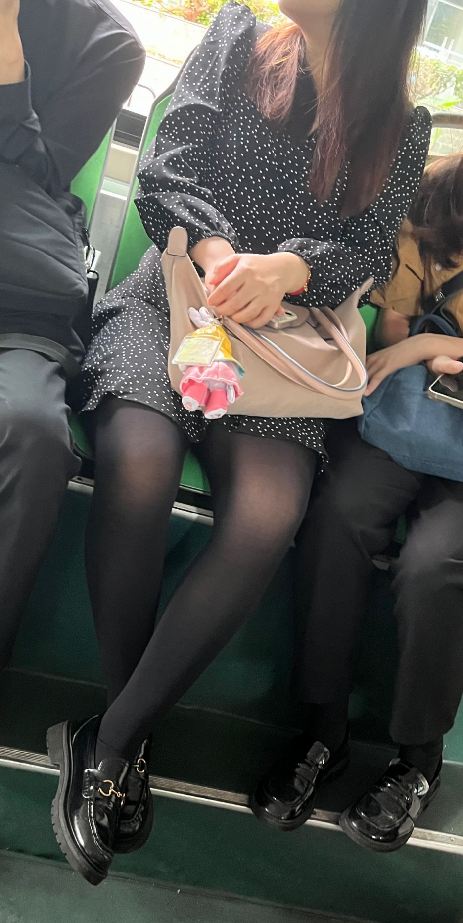 贵在真实，继续看臀看腿[12P]