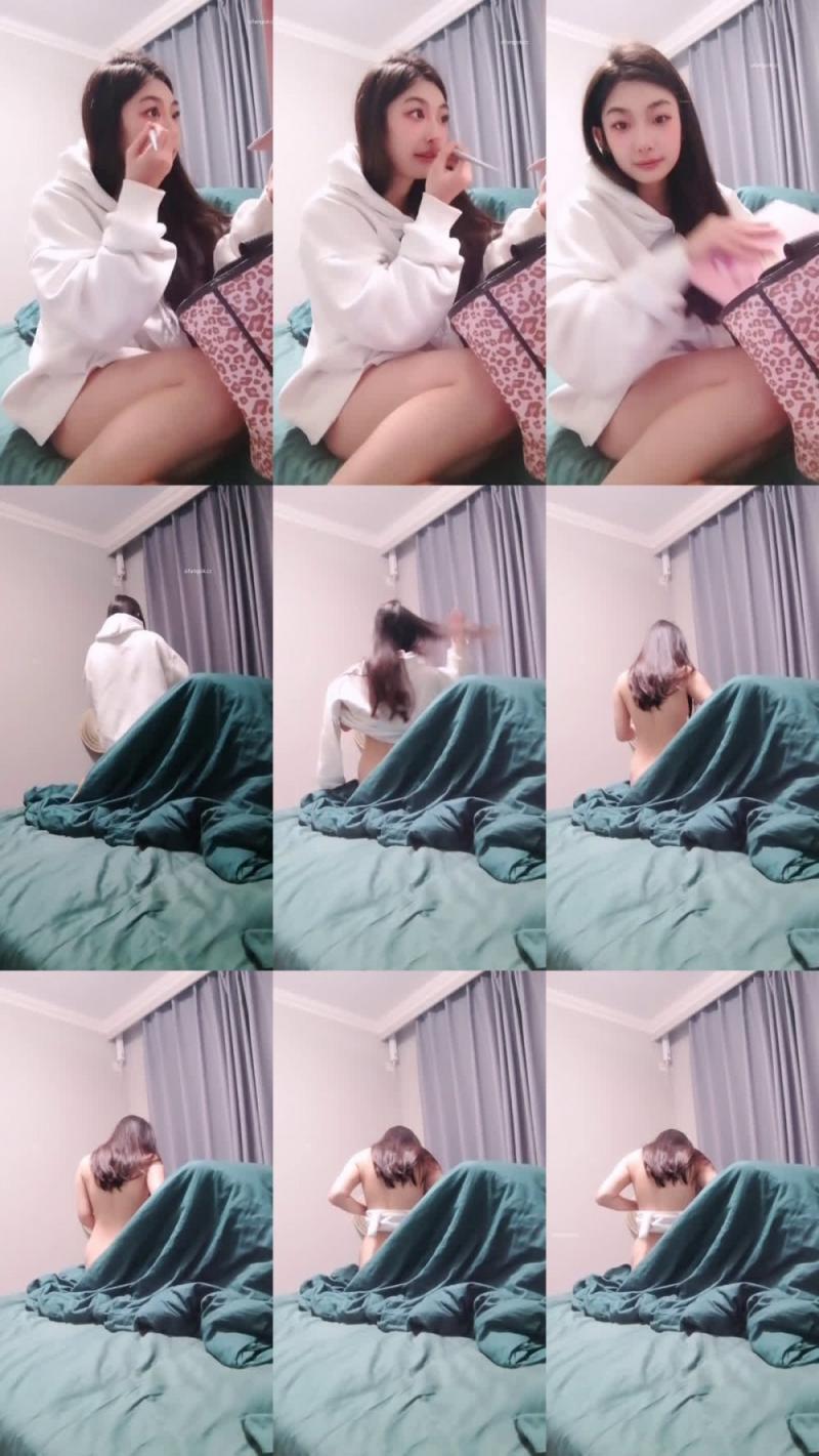 【短片x20】可愛美少女小母狗【咪咪條】最新
