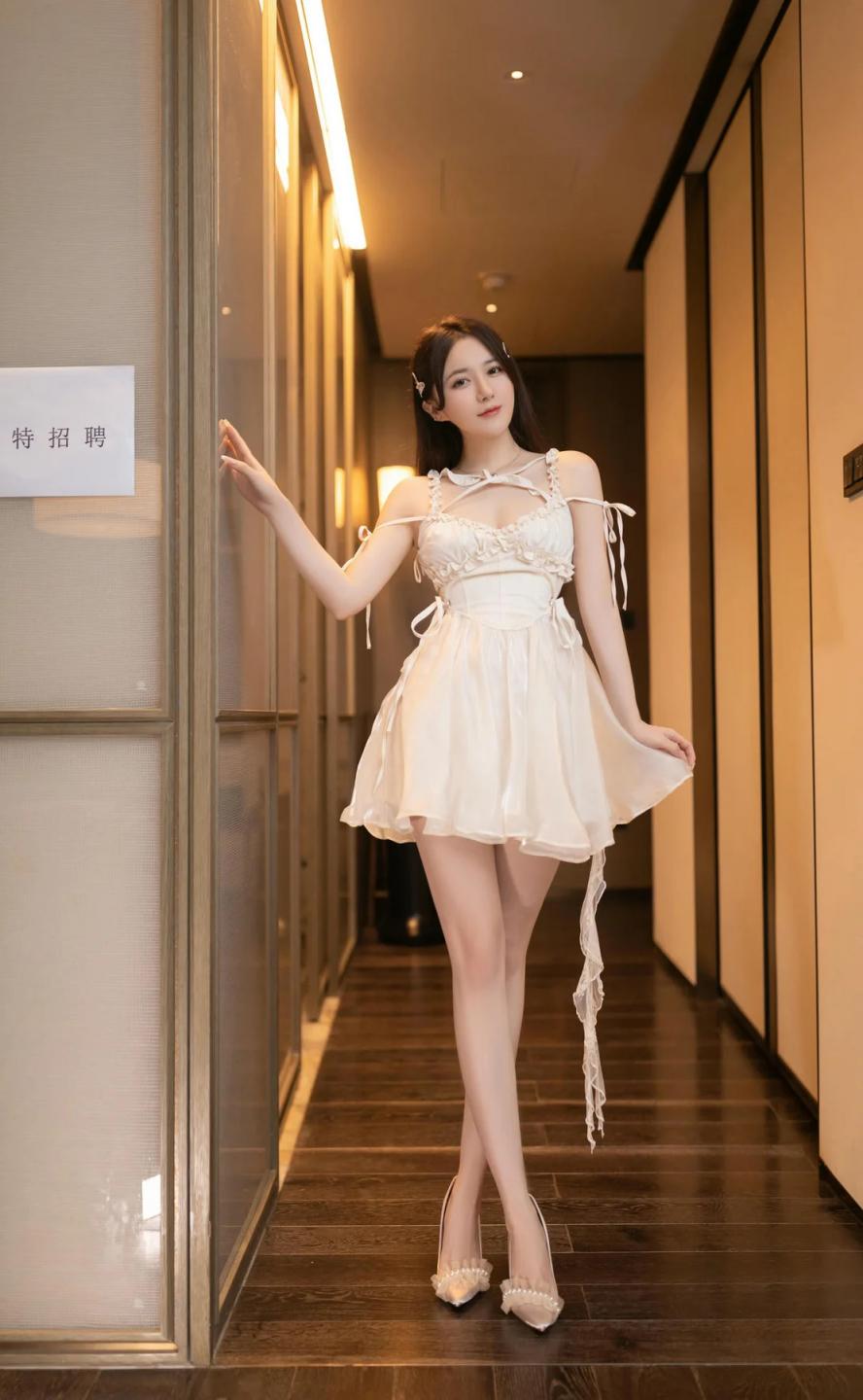 【套圖x33】莉音秘密吊帶絲襪[37P]