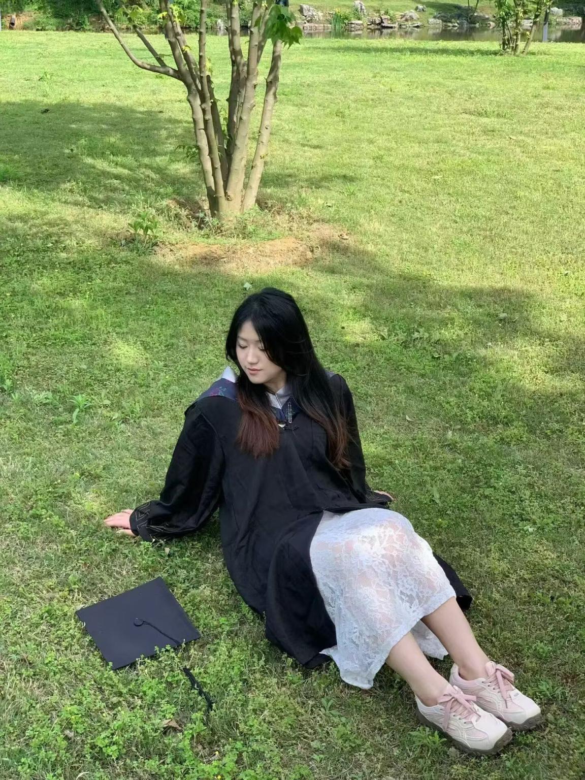 有这样的老师，你会安什么心？［14P］