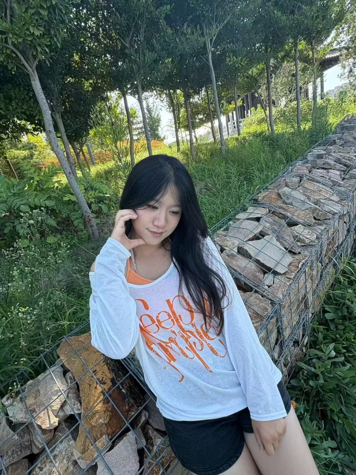 有这样的老师，你会安什么心？［14P］