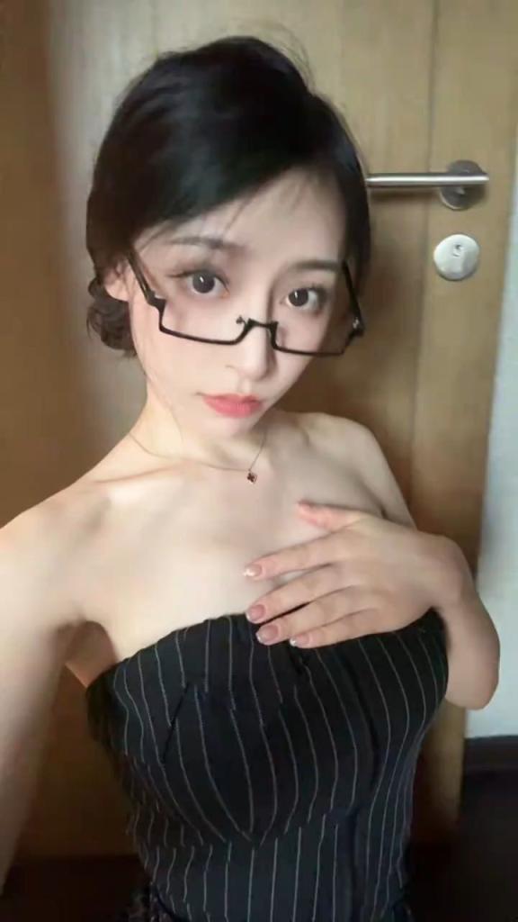 反差每一天 今天的婊婊们颜值都很高[63P]