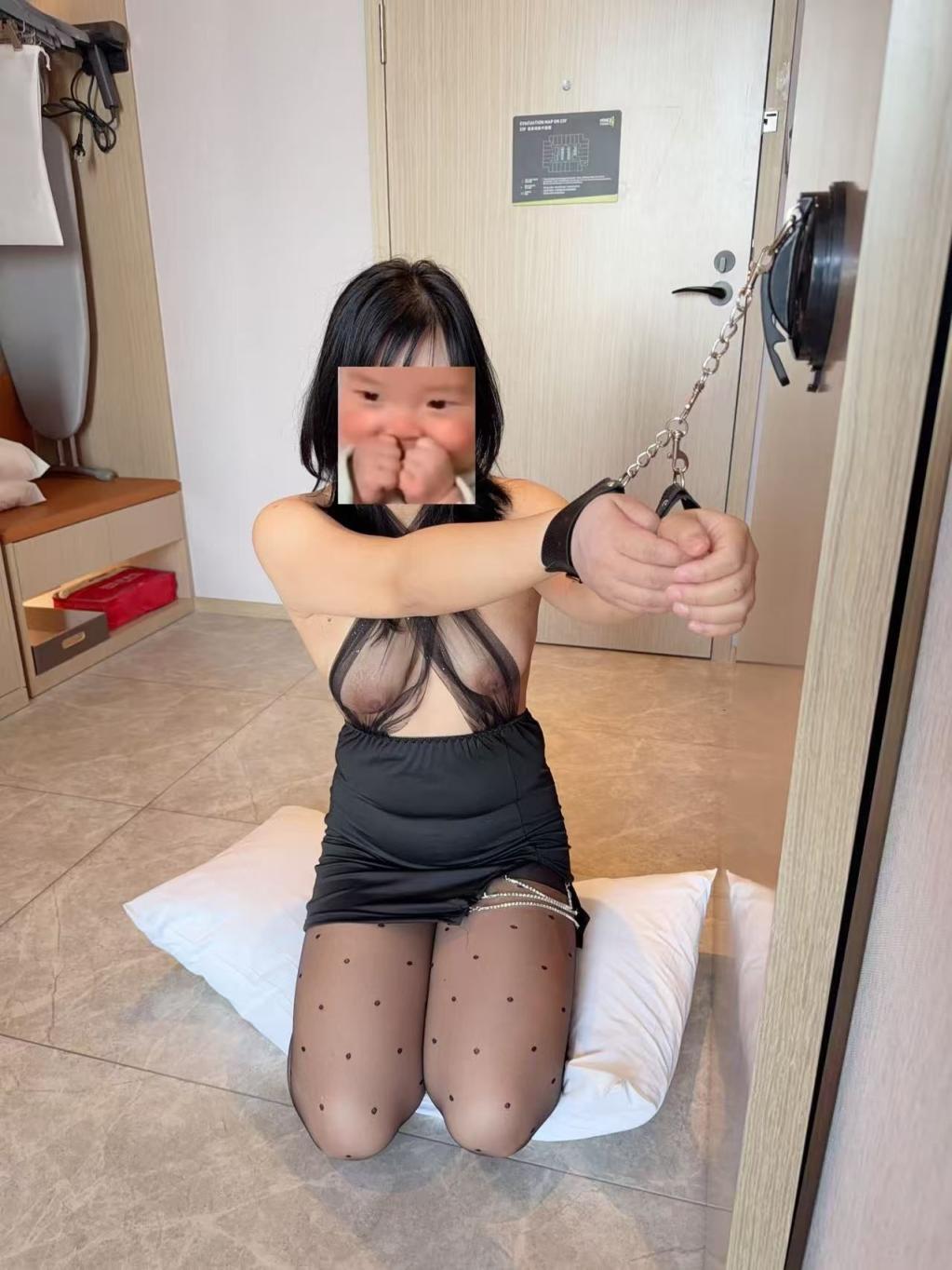 骚妻这次化身女犯人被蹂躏[11P]